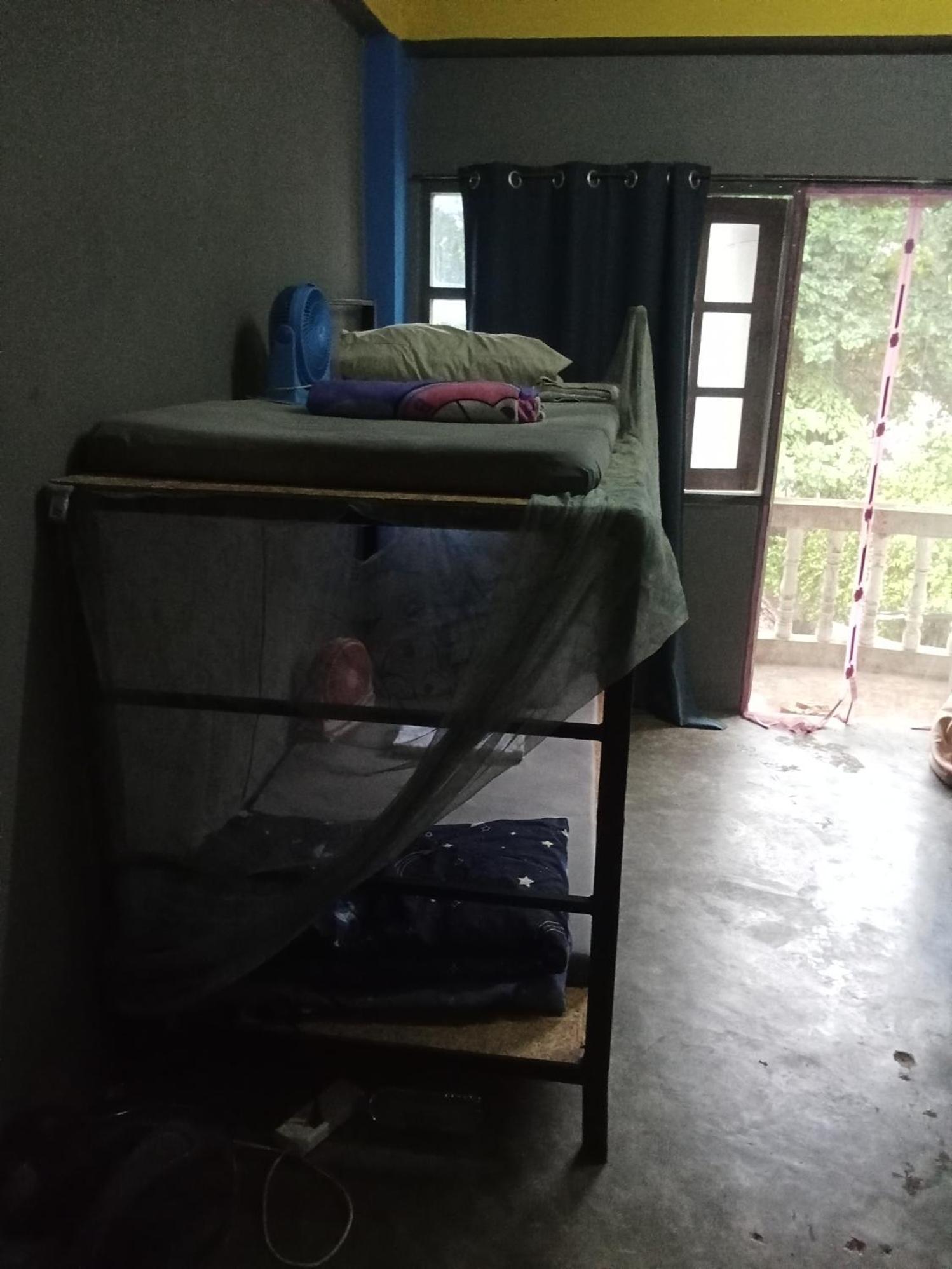 Mae Sot Commune Exterior foto